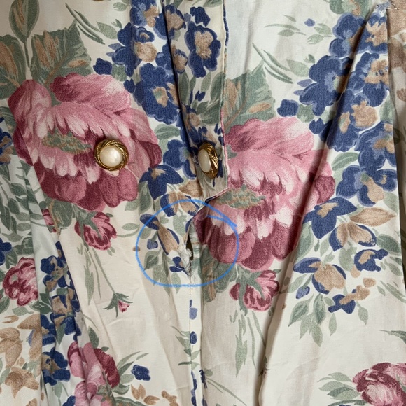 VINTAGE 80’s L.A. GAL FLORAL DOUBLE BREASTED SKORTS SIZE 13/14 WITH SMALL TEAR - Picture 7 of 8